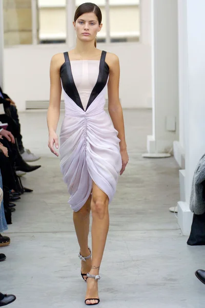 Look 28